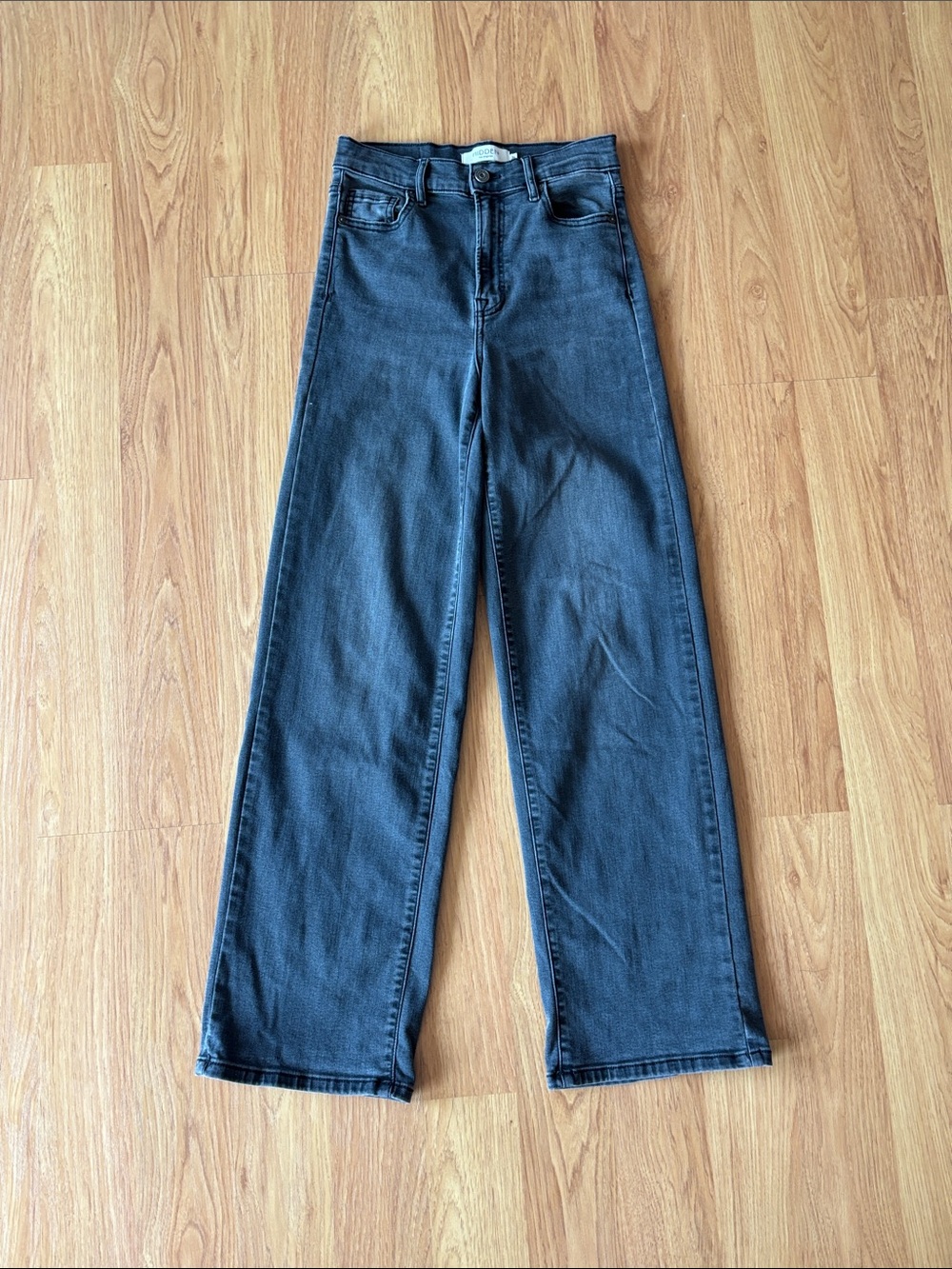 Hidden Jeans Women’s Gray Jeans Wide Leg High Waisted Size 26
